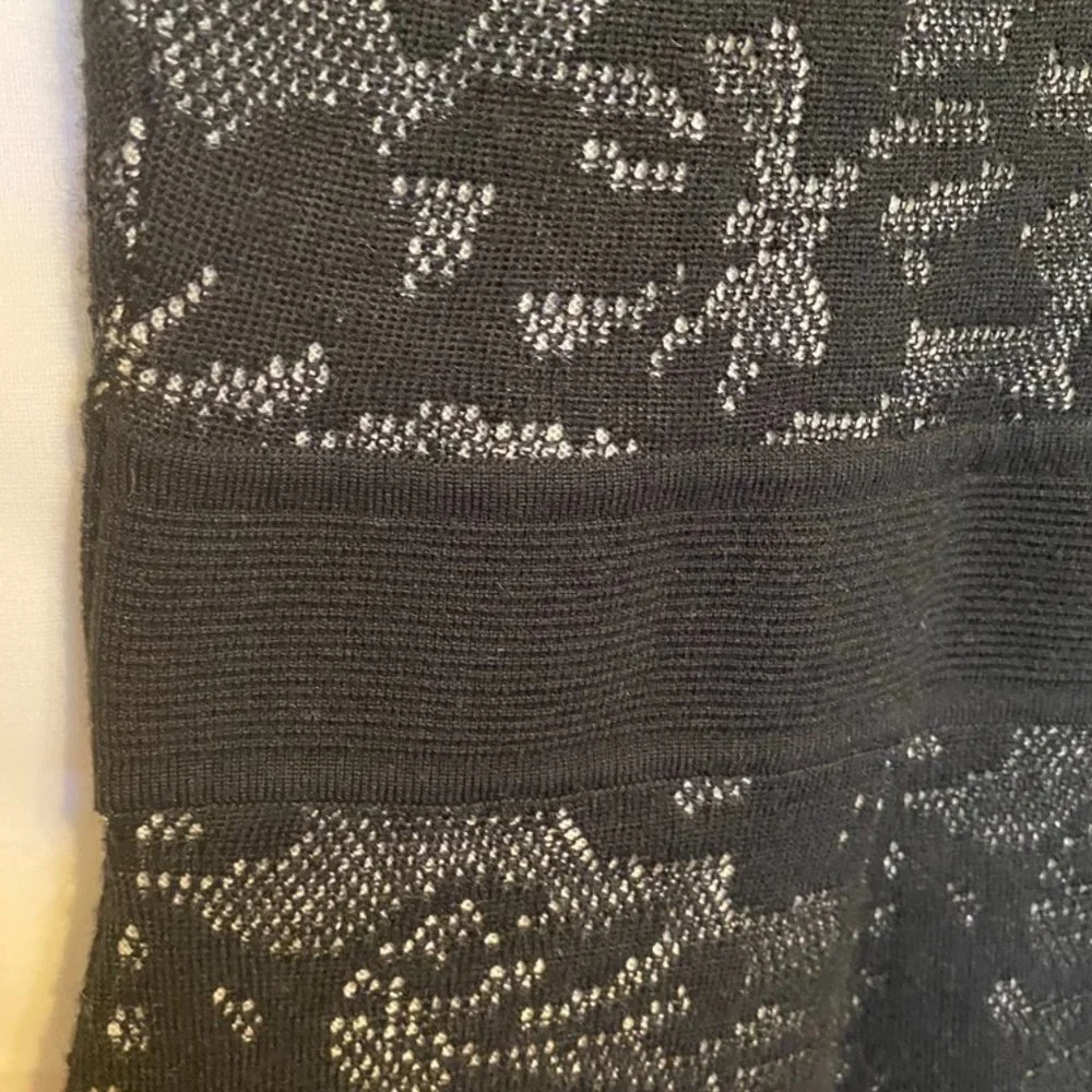 Beautiful! MILLY ~Women Black Soft Fit & Flare Sleeveless Dress ~ Size S - Picture 8 of 9